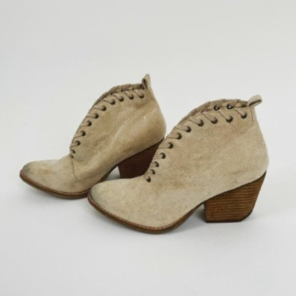 Coconuts by Matisse Suede Ankle Boots - Picture 1 of 7